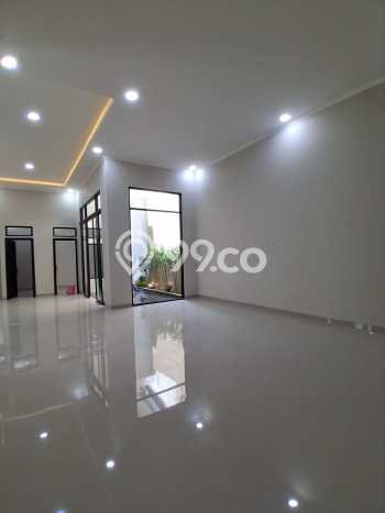 Rumah Mewah Dijual LT 305m2 di Semarang Tengah, Semarang Rumah Mewah Dijual LT 305m2 di Semarang Tengah, Semarang