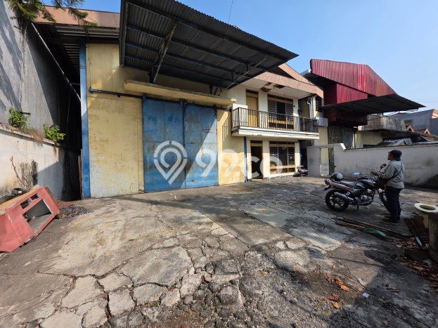 Disewakan Gudang di Pusat Kota Semarang Ramai Strategis Disewakan Gudang di Pusat Kota Semarang Ramai Strategis
