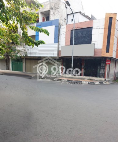Lokasi Strategis! Dijual Ruko Bisnis di Semarang Tengah, Semarang Kondisi Baik Lokasi Strategis! Dijual Ruko Bisnis di Semarang Tengah, Semarang Kondisi Baik