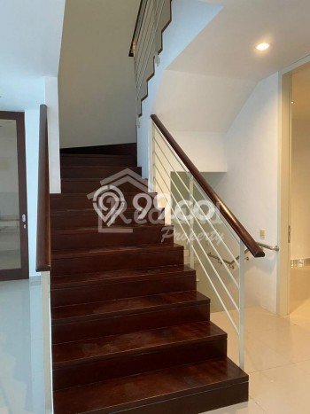 Best Deal Hunian Mewah Ideal dan Luas di Banyumanik, Semarang Best Deal Hunian Mewah Ideal dan Luas di Banyumanik, Semarang