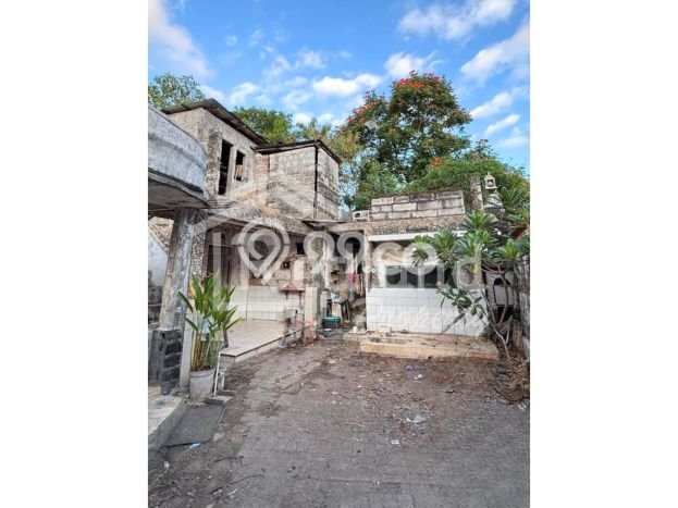 Jual Rumah Strategis Bagus Punya 2 KT di Kuta Badung SHM Jual Rumah Strategis Bagus Punya 2 KT di Kuta Badung SHM