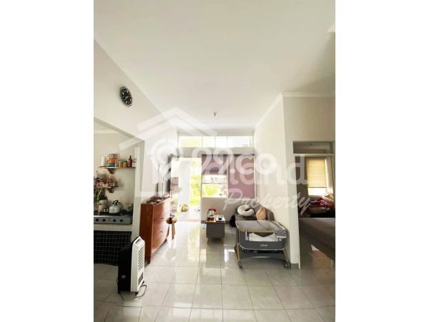 Rumah Luas Asri 2 KT Siap Pakai di BSB City Semarang Rumah Luas Asri 2 KT Siap Pakai di BSB City Semarang