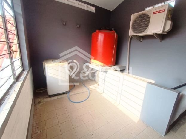 Rumah Modern Cantik 3 Kamar Siap Huni di Semarang Barat Rumah Modern Cantik 3 Kamar Siap Huni di Semarang Barat