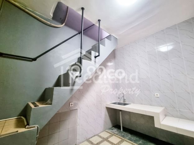 Rumah Modern Cantik 3 Kamar Siap Huni di Semarang Barat Rumah Modern Cantik 3 Kamar Siap Huni di Semarang Barat