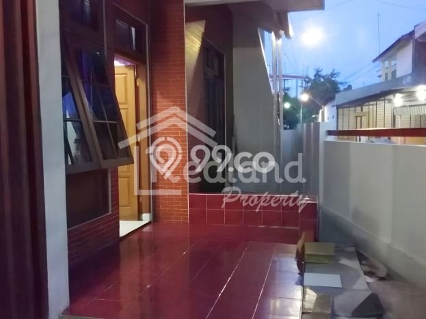 Rumah Strategis Modern Lb 135m2 di Semarang Selatan, Semarang Rumah Strategis Modern Lb 135m2 di Semarang Selatan, Semarang