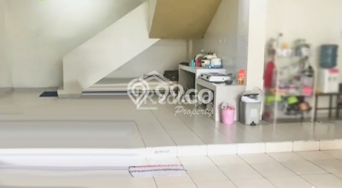 Dijual Rumah Premium dengan Fasilitas Sekitar Komplit di Gajah Mungkur, Semarang Dijual Rumah Premium dengan Fasilitas Sekitar Komplit di Gajah Mungkur, Semarang