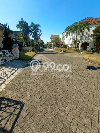 Rumah area Banyumanik, 1 KM, Design Modern, LT 300m2m² Bangunan 120m2m² Rumah area Banyumanik, 1 KM, Design Modern, LT 300m2m² Bangunan 120m2m²