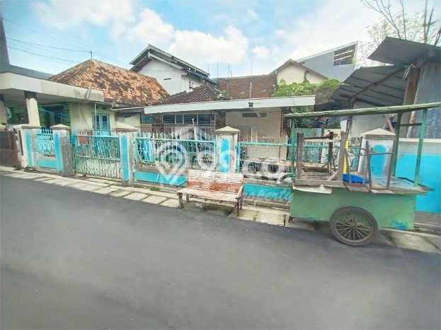 Tanah Dijual Lokasi Semarang Tengah, Semarang Luas 239m2 Legalitas Aman Tanah Dijual Lokasi Semarang Tengah, Semarang Luas 239m2 Legalitas Aman