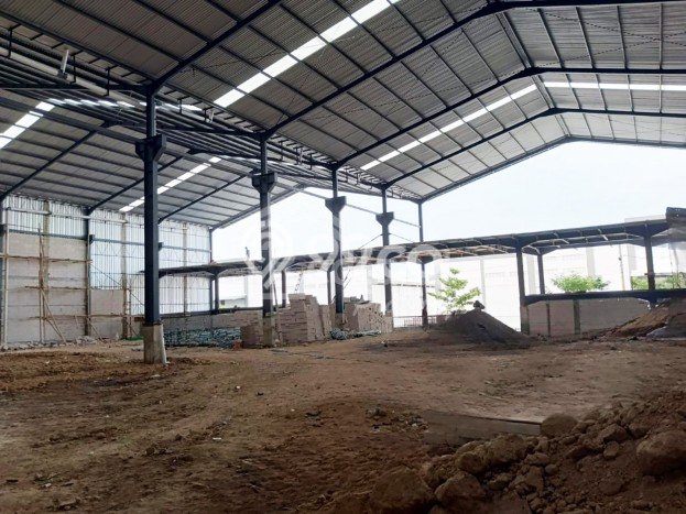 Gudang Komersial Dijual di Ngaliyan Semarang LT 2000m2 & LB 2160m2 Gudang Komersial Dijual di Ngaliyan Semarang LT 2000m2 & LB 2160m2