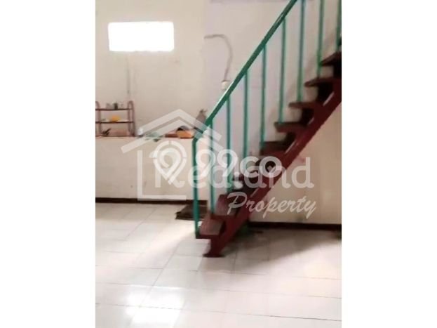 Jual Rumah Bagus Siap Huni LB 300m2 di Semarang Tengah, Semarang Jual Rumah Bagus Siap Huni LB 300m2 di Semarang Tengah, Semarang