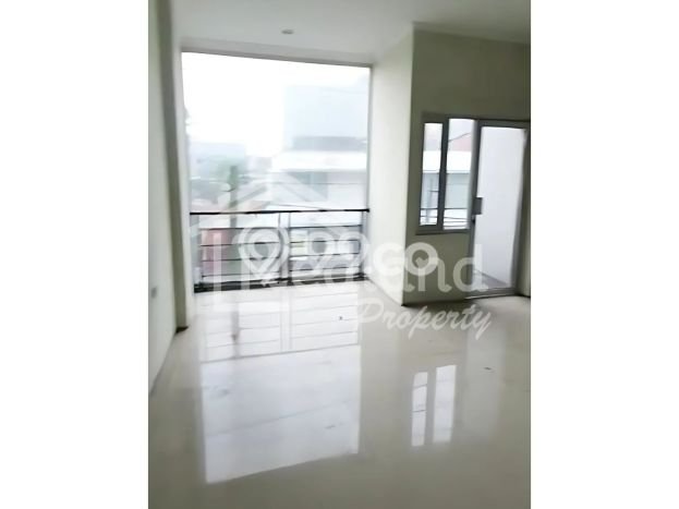 Untuk Dijual Ruko di Semarang Tengah Semarang LT 49m2 / LB 131m2 Untuk Dijual Ruko di Semarang Tengah Semarang LT 49m2 / LB 131m2