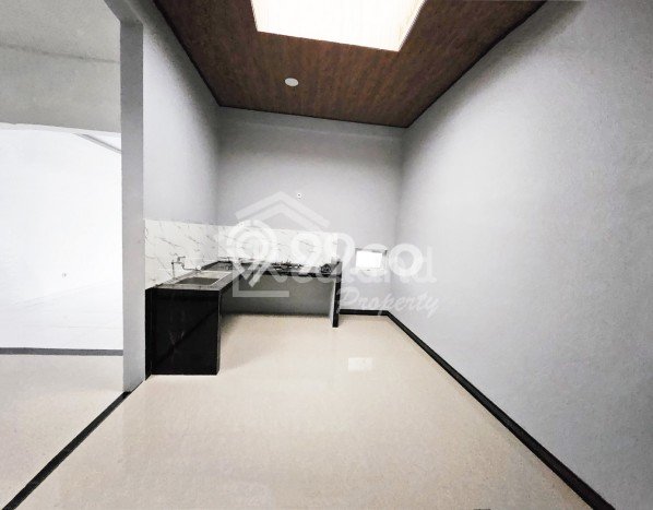 Jual Rumah Eksklusif 4 KT di BSB City, Semarang Jual Rumah Eksklusif 4 KT di BSB City, Semarang