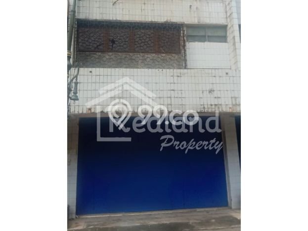 AREA PROSPEKTIF! Ruko di Semarang Tengah, Luas 270m2m², Lokasi Strategis AREA PROSPEKTIF! Ruko di Semarang Tengah, Luas 270m2m², Lokasi Strategis