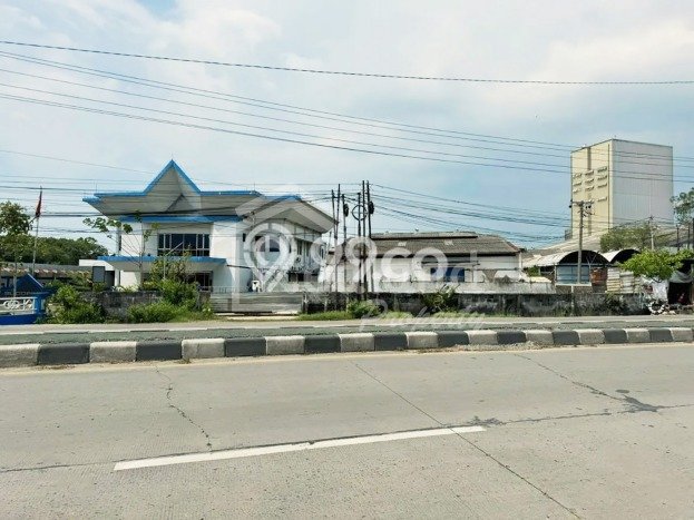 LOKASI STRATEGIS! Gudang Disewakan di Sayung, Luas 678m², Kawasan Bisnis LOKASI STRATEGIS! Gudang Disewakan di Sayung, Luas 678m², Kawasan Bisnis