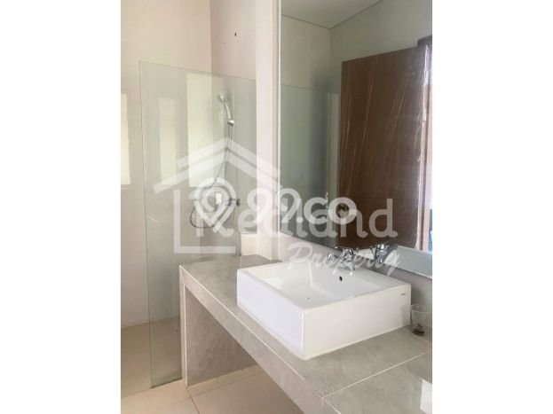 Rumah Cantik Siap Huni Di Semarang Utara Luas 226m2 Aman Rumah Cantik Siap Huni Di Semarang Utara Luas 226m2 Aman