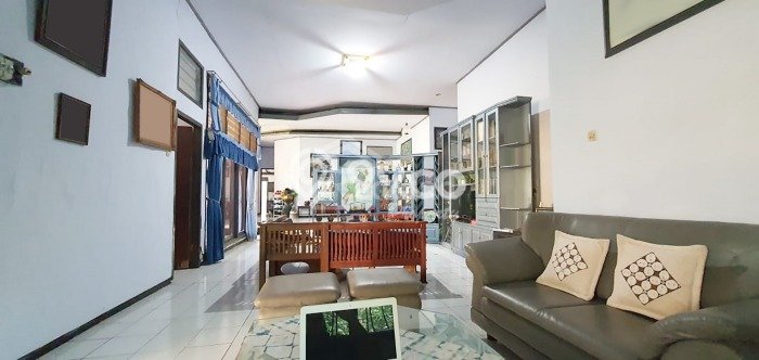 LIMITED OFFER! Rumah Berkualitas area Pusponjolo, LT 665m² Bangunan 530m² LIMITED OFFER! Rumah Berkualitas area Pusponjolo, LT 665m² Bangunan 530m²