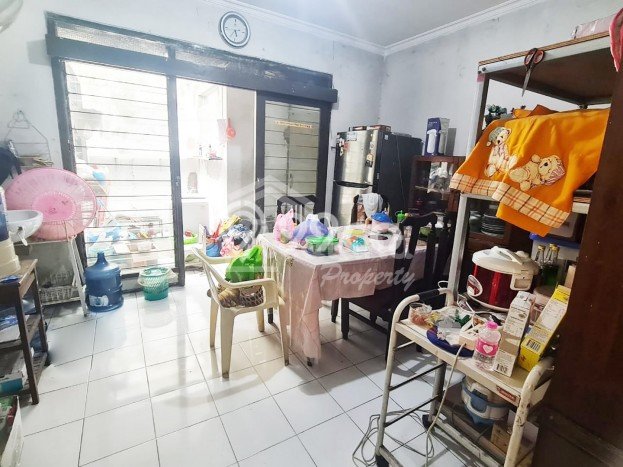 Rumah Modern Cantik 4 Kamar Bisa Langsung Pindah di Semarang Barat Rumah Modern Cantik 4 Kamar Bisa Langsung Pindah di Semarang Barat
