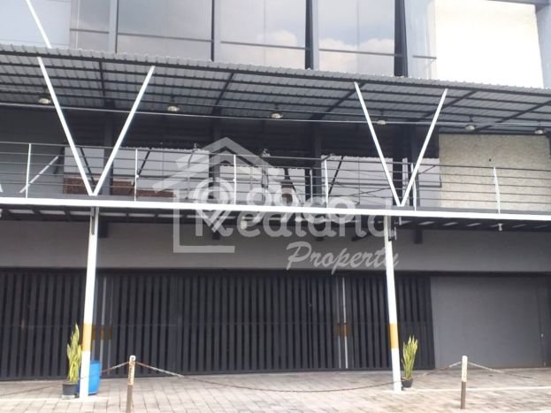 Lokasi Strategis! Dijual Komersial Bisnis di Gajah Mungkur, Semarang Kondisi Bagus Lokasi Strategis! Dijual Komersial Bisnis di Gajah Mungkur, Semarang Kondisi Bagus