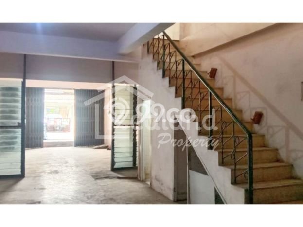 AREA PROSPEKTIF! Ruko di Semarang Tengah, Luas 270m2m², Lokasi Strategis AREA PROSPEKTIF! Ruko di Semarang Tengah, Luas 270m2m², Lokasi Strategis