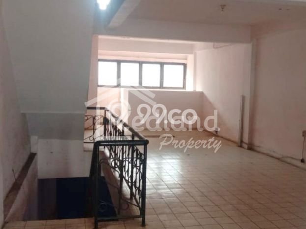 AREA PROSPEKTIF! Ruko di Semarang Tengah, Luas 270m2m², Lokasi Strategis AREA PROSPEKTIF! Ruko di Semarang Tengah, Luas 270m2m², Lokasi Strategis