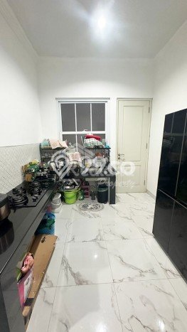 For Sale! Luxury House LT 180m2 Desain Modern di BSB City For Sale! Luxury House LT 180m2 Desain Modern di BSB City