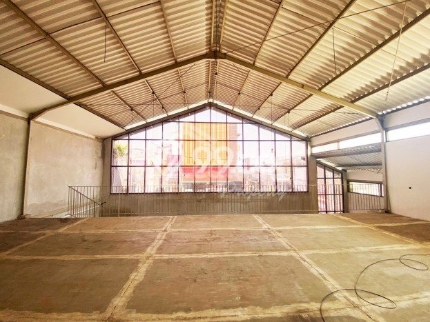 Disewakan Ruko Premium Kawasan Semarang Barat, Luas 700m², Area Komersial, Akses Bagus Disewakan Ruko Premium Kawasan Semarang Barat, Luas 700m², Area Komersial, Akses Bagus