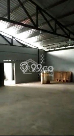 Disewakan Gudang di Kawasan Ramai Krapyak Luas 300m2 Disewakan Gudang di Kawasan Ramai Krapyak Luas 300m2