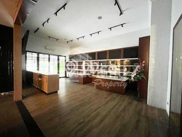 Disewakan Komersial Bisnis di Gajah Mungkur Semarang Harga Sewa Menarik Bisa Nego Disewakan Komersial Bisnis di Gajah Mungkur Semarang Harga Sewa Menarik Bisa Nego