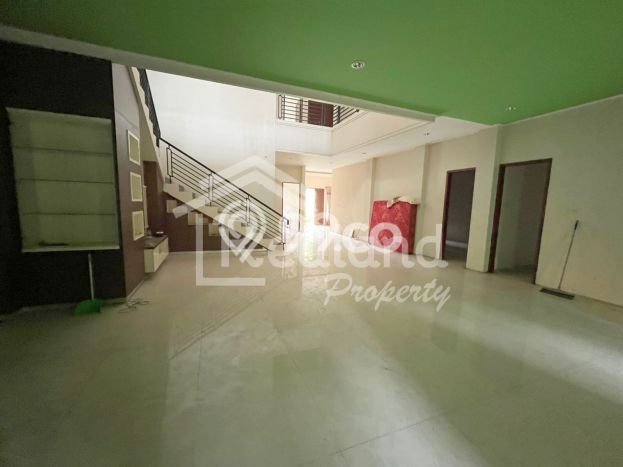 Dijual Rumah Premium dengan Fasilitas Sekitar Lengkap di Semarang Barat, Semarang Dijual Rumah Premium dengan Fasilitas Sekitar Lengkap di Semarang Barat, Semarang
