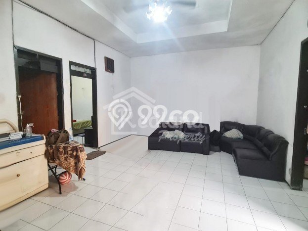 Rumah Modern Cantik 4 Kamar Bisa Langsung Pindah di Semarang Barat Rumah Modern Cantik 4 Kamar Bisa Langsung Pindah di Semarang Barat