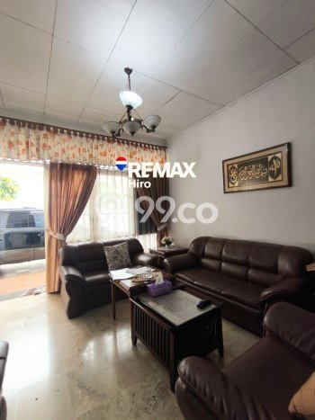 Rumah Elit Modern Tanpa Renovasi di Kemang Pratama Bekasi Rumah Elit Modern Tanpa Renovasi di Kemang Pratama Bekasi