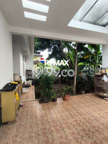 Rumah Elit Modern Tanpa Renovasi di Kemang Pratama Bekasi Rumah Elit Modern Tanpa Renovasi di Kemang Pratama Bekasi