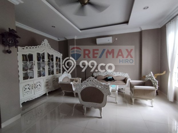 For Sale Rumah Mewah Exclusive di Kebon Jeruk, Jakarta Barat For Sale Rumah Mewah Exclusive di Kebon Jeruk, Jakarta Barat