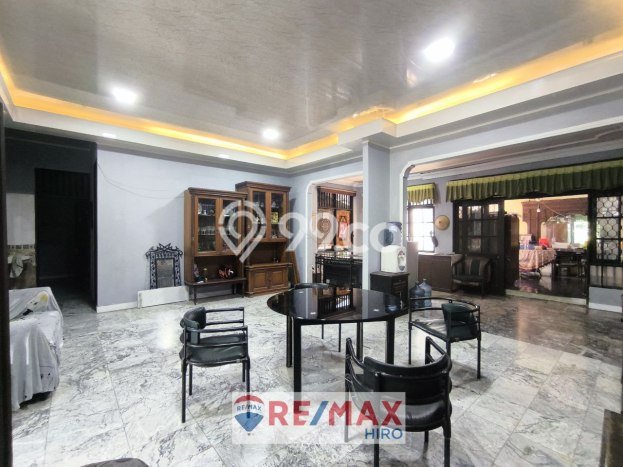 Rumah Luxury Modern Tanpa Renovasi di Kemang Pratama Bekasi Rumah Luxury Modern Tanpa Renovasi di Kemang Pratama Bekasi