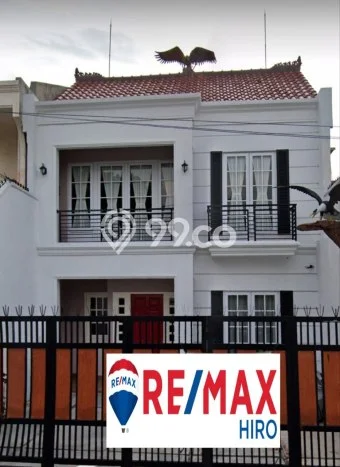 For Sale Rumah Mewah Exclusive di Kebon Jeruk, Jakarta Barat For Sale Rumah Mewah Exclusive di Kebon Jeruk, Jakarta Barat