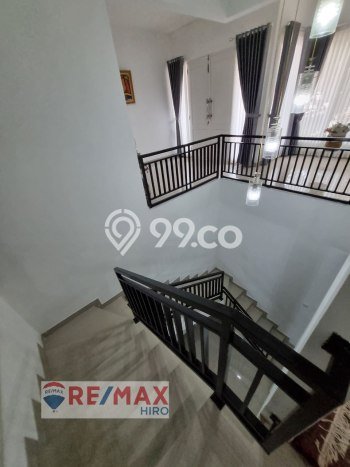 Rumah Elit LB 340m2 Siap Pakai Desain Elegan di Jati Asih, Bekasi Rumah Elit LB 340m2 Siap Pakai Desain Elegan di Jati Asih, Bekasi