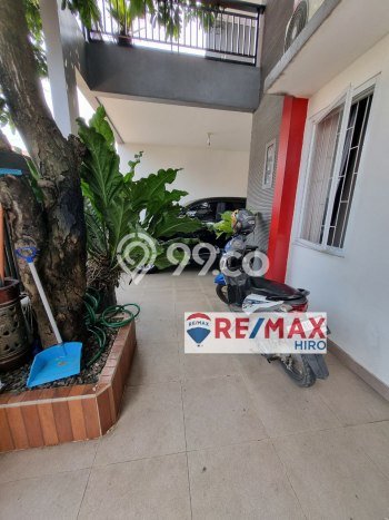 Rumah Elit LB 340m2 Siap Pakai Desain Elegan di Jati Asih, Bekasi Rumah Elit LB 340m2 Siap Pakai Desain Elegan di Jati Asih, Bekasi