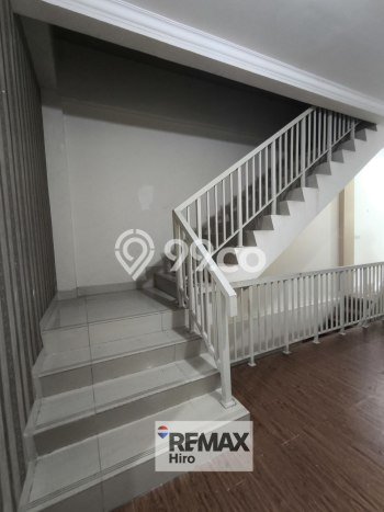 FOR RENT! Ruko di Galaxy Cocok untuk Bisnis 169m2 FOR RENT! Ruko di Galaxy Cocok untuk Bisnis 169m2