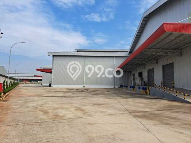 Gudang Disewa di Bekasi dengan LB 1500m2 Area Komersial Ramai Gudang Disewa di Bekasi dengan LB 1500m2 Area Komersial Ramai