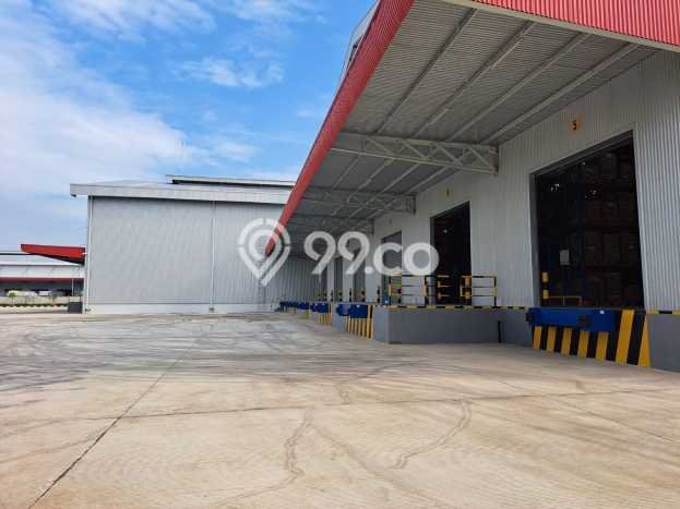 Gudang Disewa di Bekasi dengan LB 1500m2 Area Komersial Ramai Gudang Disewa di Bekasi dengan LB 1500m2 Area Komersial Ramai