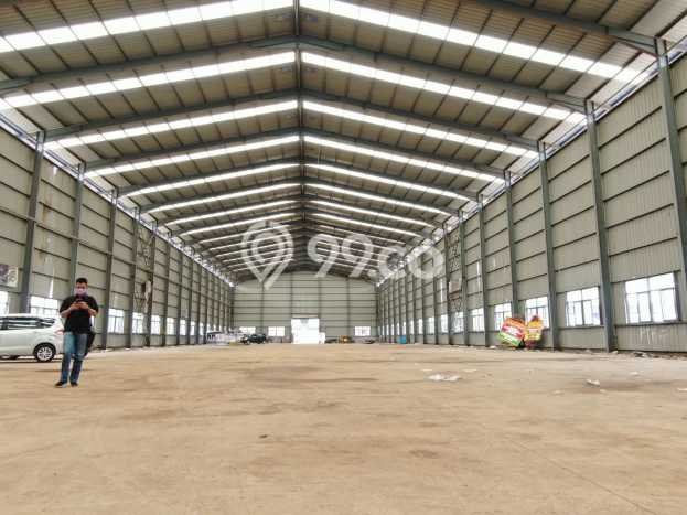 Disewakan Gudang Strategis Kawasan Tambun Selatan, Luas 3000m2m², Jalan Strategis Disewakan Gudang Strategis Kawasan Tambun Selatan, Luas 3000m2m², Jalan Strategis