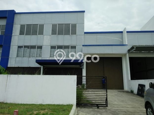 Disewakan Gudang di Kawasan Ramai Jababeka Luas 1035m2 Disewakan Gudang di Kawasan Ramai Jababeka Luas 1035m2