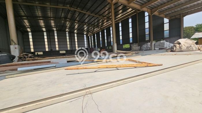 Gudang untuk Disewa di Pusat Bekasi Luas Bangunan 1331m2 Gudang untuk Disewa di Pusat Bekasi Luas Bangunan 1331m2