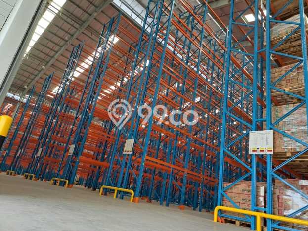 Gudang Disewa di Bekasi dengan LB 1500m2 Area Komersial Ramai Gudang Disewa di Bekasi dengan LB 1500m2 Area Komersial Ramai