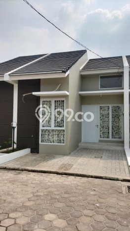 Jual Rumah Eksklusif 2 KT di Jatiwaringin, Jakarta Timur Jual Rumah Eksklusif 2 KT di Jatiwaringin, Jakarta Timur