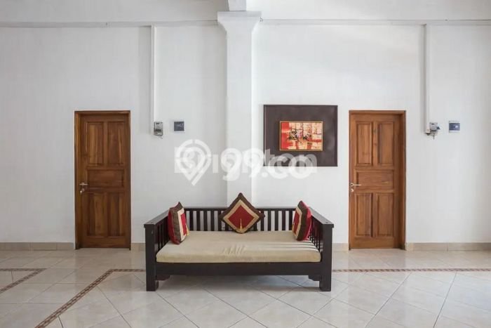 Unit Komersial Dijual di Denpasar LT 450m2 & LB 350m2 Unit Komersial Dijual di Denpasar LT 450m2 & LB 350m2