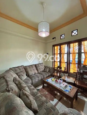 Dijual Rumah Mewah Exclusive di Matraman, Jakarta Timur Dijual Rumah Mewah Exclusive di Matraman, Jakarta Timur
