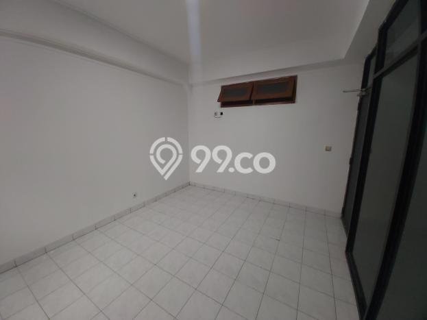 Dijual Rumah Strategis Bagus Punya 2 KT di Kemayoran Jakarta Pusat - Dijual Rumah Strategis Bagus Punya 2 KT di Kemayoran Jakarta Pusat -