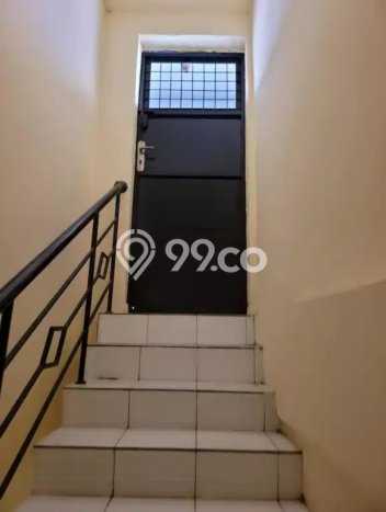 Unit Ruko Dijual di Jakarta Barat LT 60m2 & LB 300m2 Unit Ruko Dijual di Jakarta Barat LT 60m2 & LB 300m2