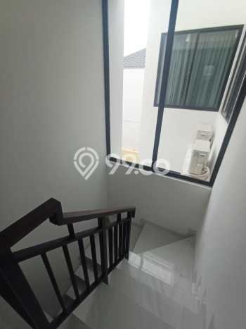 Disewakan Rumah Murah di Pantai Indah Kapuk Jakarta Utara Punya 4 KT Disewakan Rumah Murah di Pantai Indah Kapuk Jakarta Utara Punya 4 KT